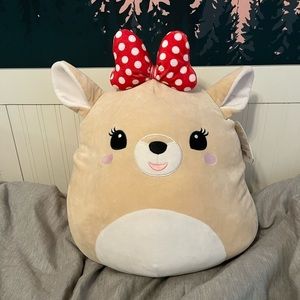 Clarice Squishmallow